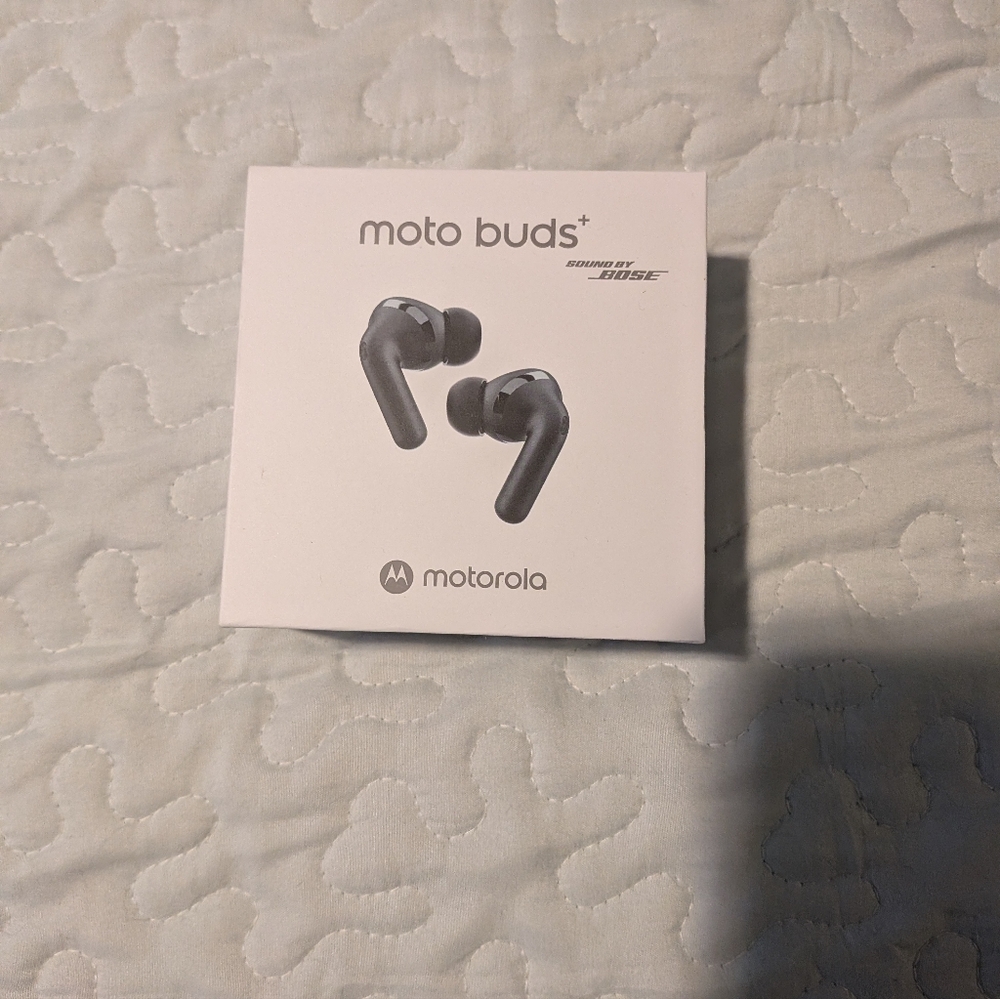 Moto Buds Plus